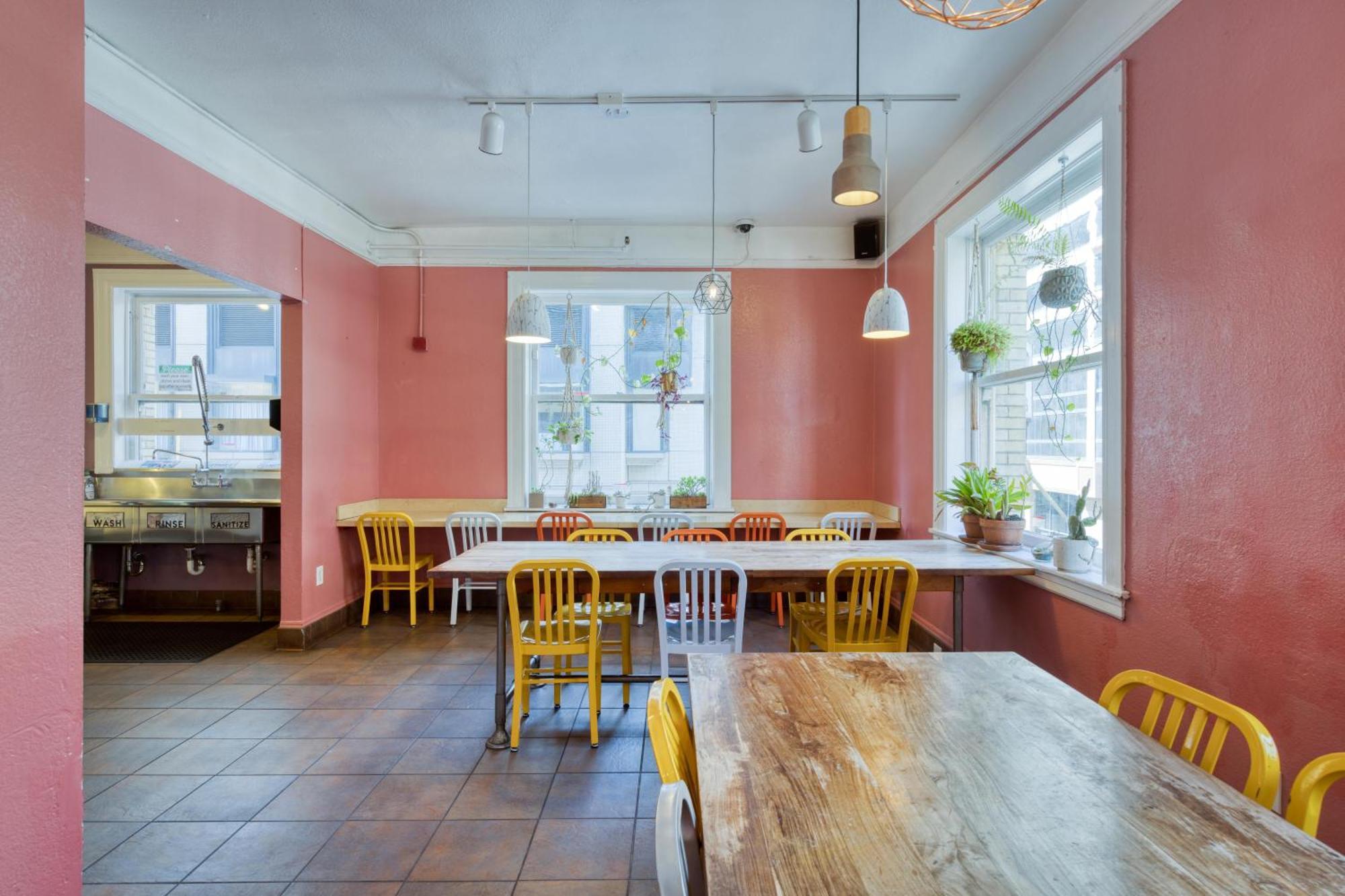 Hostal Hi Downtown (adults Only)